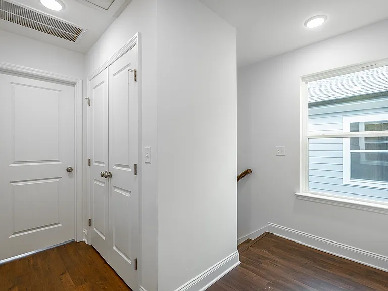 1 5563 Stream Ln #1 — Photo 36