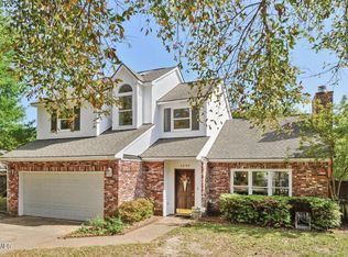 2589 Rue Palafox, Biloxi, MS 39531