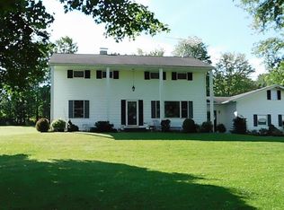 842 Dobson Rd, Sugar Grove, PA 16350