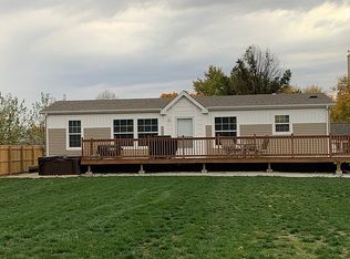 944 Douglas St, Jesup, IA 50648