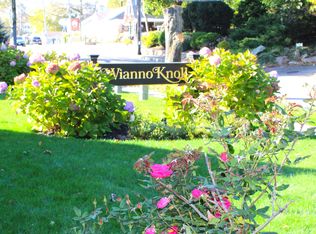 727 Main St APT E1, Osterville, MA 02655