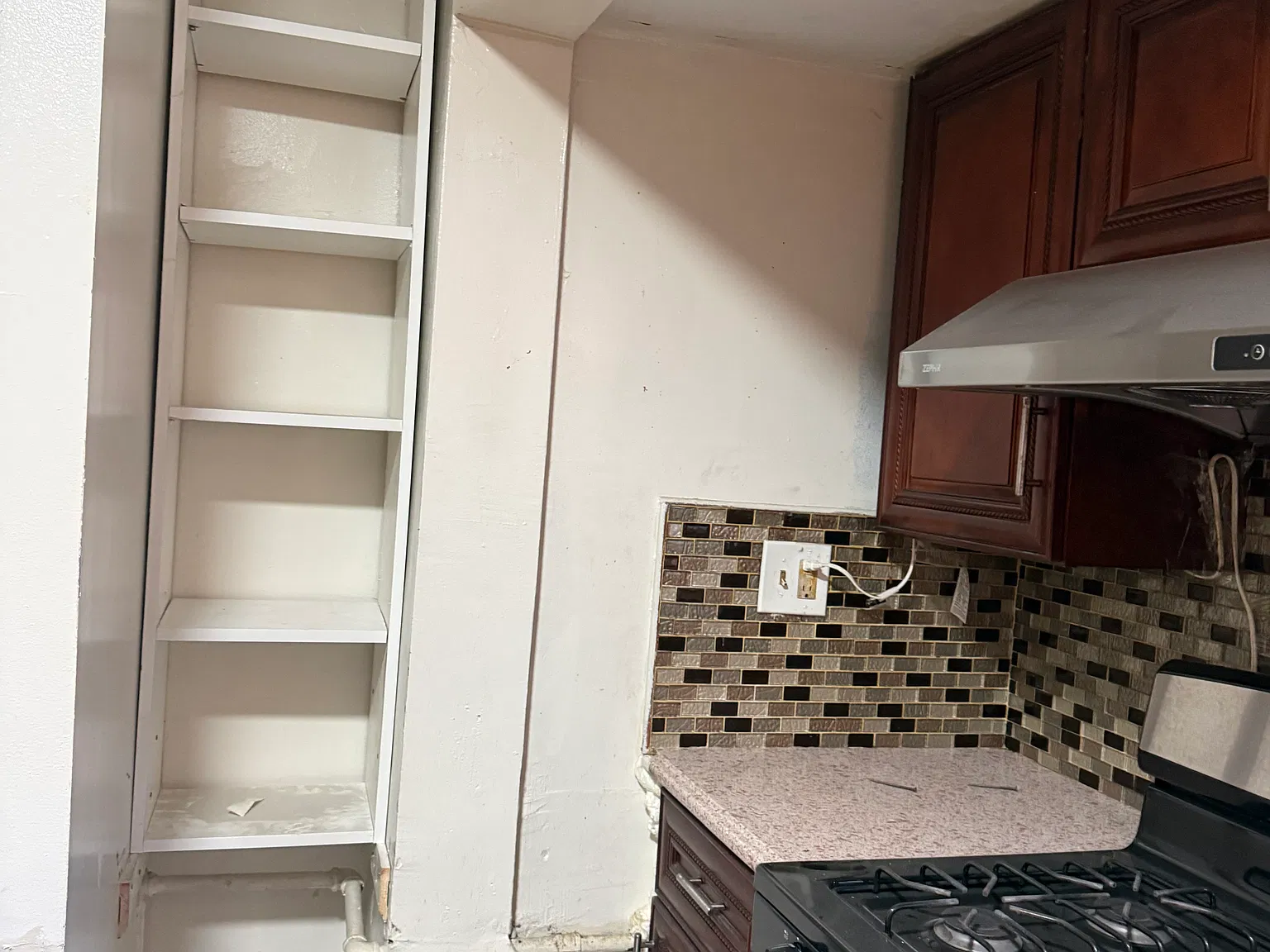 1 bed, 400 sqft, $2,600 — Photo 2