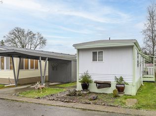 500 N Gilwood St #10, Carlton, OR 97111