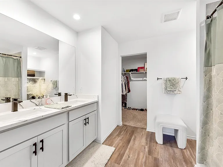 24222 Sandstone Valley Ln — Photo 18