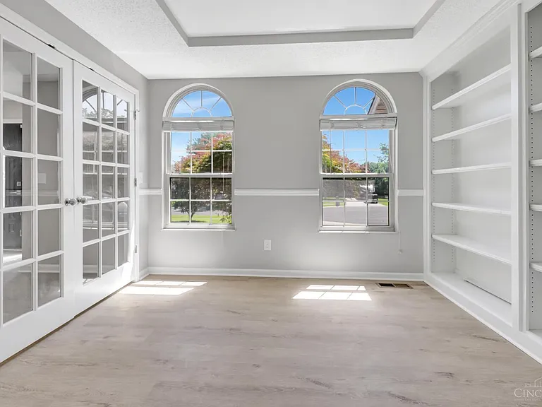 6817 Raven Ct — Photo 8