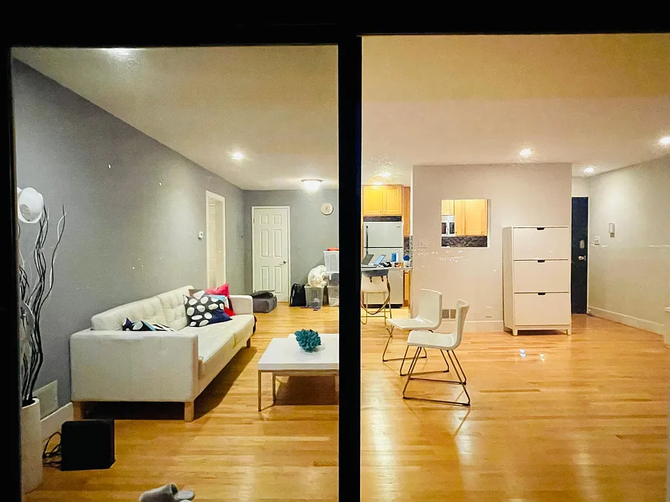 20 Parkridge Dr #8