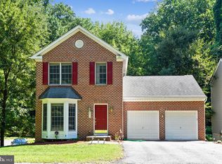 521 Herald Harbor Rd, Crownsville, MD 21032