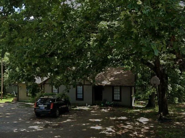 961 Woodland Dr, Henderson, TN 38340