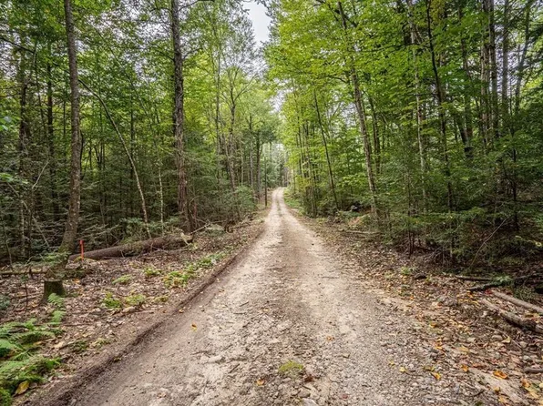 2-52 Ceasars Road, Mont Vernon, NH 03057