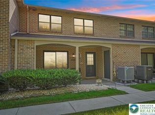 2672 Rolling Green Pl, Macungie, PA 18062