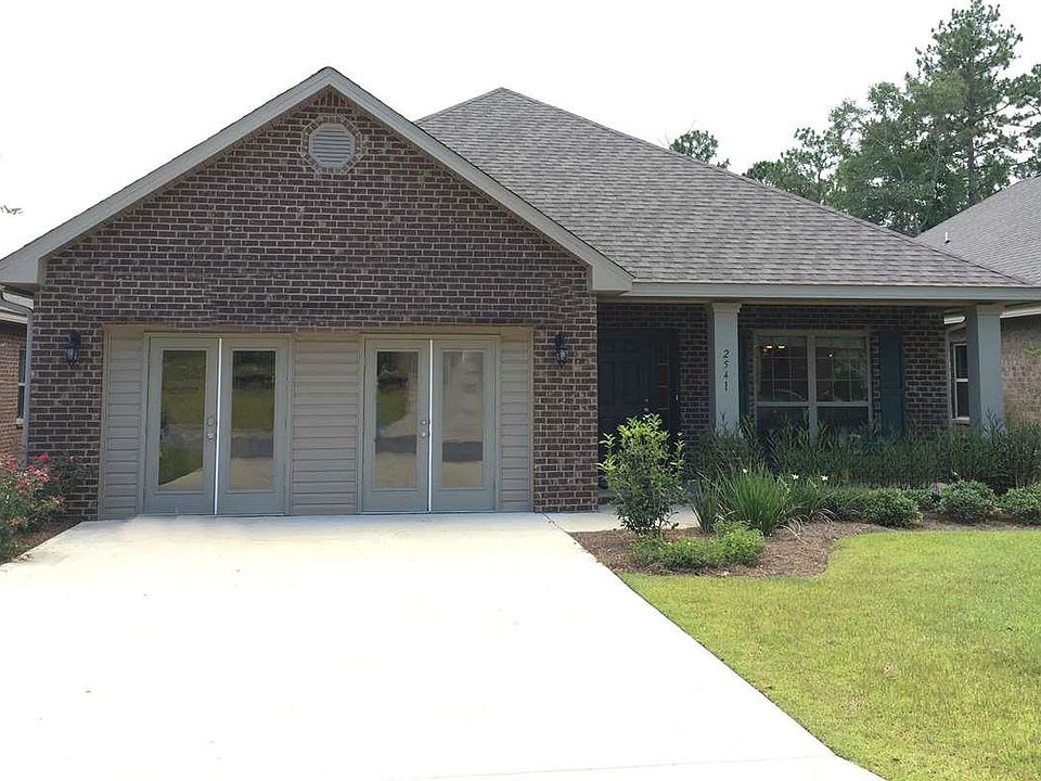 1st image of 2541 Redford Dr