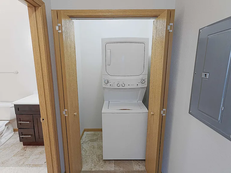 Gateway Park Apartments — Photo 45