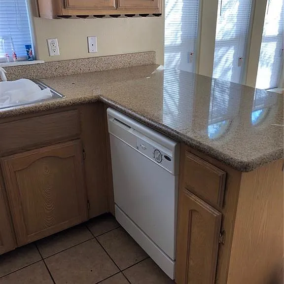 904 S Palm Dr #4 — Photo 9