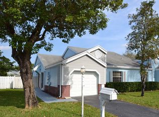 10985 SW 11th Pl, Fort Lauderdale, FL 33324