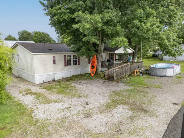 2262 Woodbury Hwy, Manchester, TN 37355