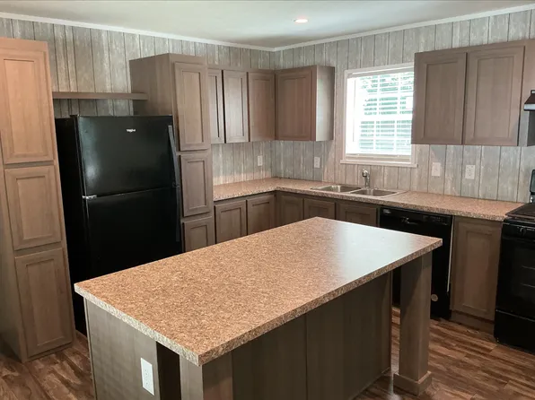 24150 Veterans Rd Trailer 73, Morton, IL 61550