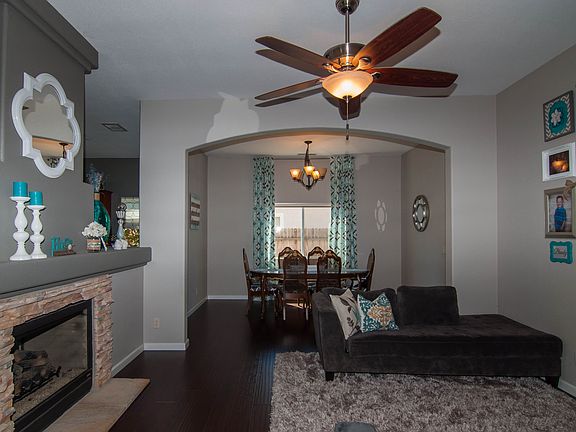 3rd image of 216 Wildflower Dr
