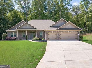 150 Whitworth Dr, Locust Grove, GA 30248