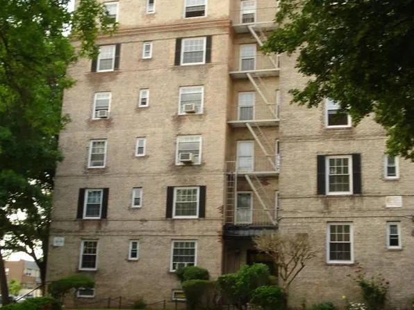 55-23 31 Avenue #J3, Woodside, NY 11377