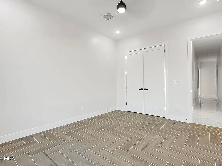5696 Rio Bonito Cir — Photo 33