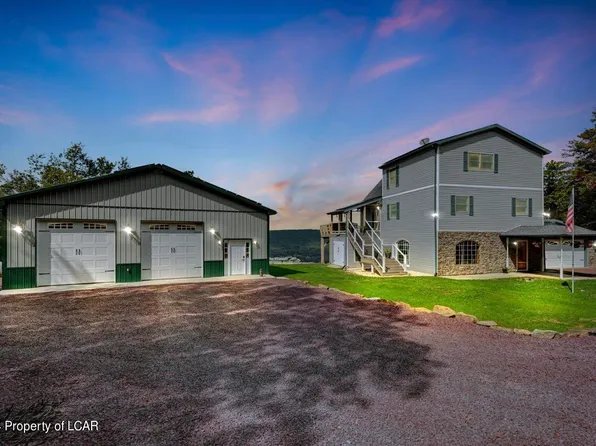 547 Haystack Dr, Zion Grove, PA 17985