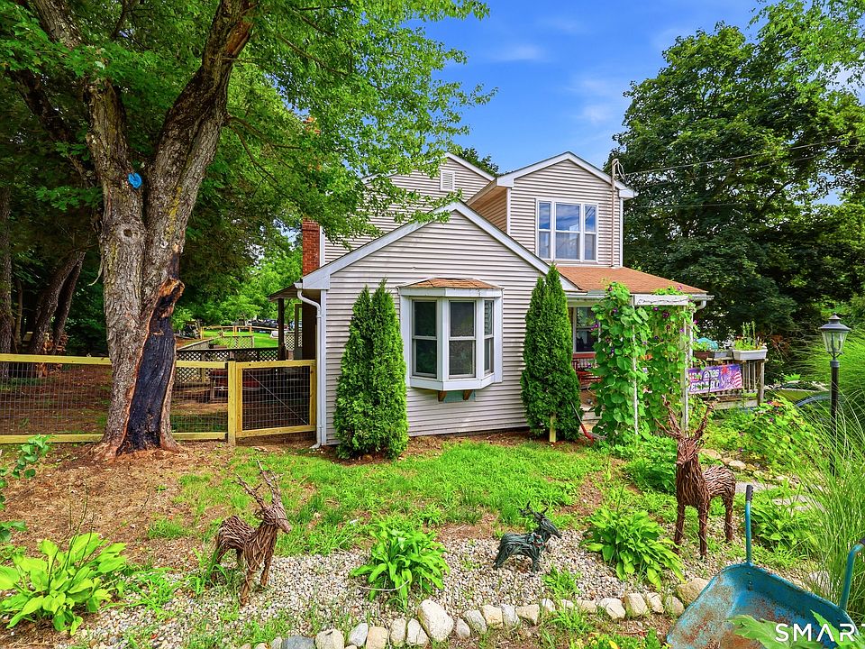 1st image of 29 Chestnut Hill Road