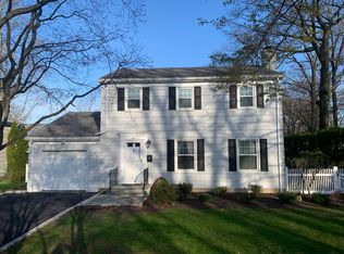 3 Wards Park W, Rye, NY 10580