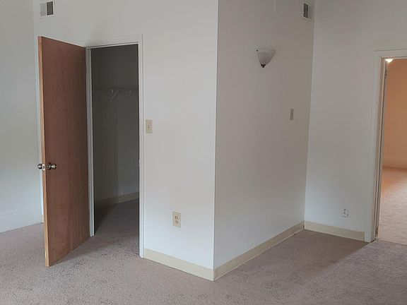 Master Bedroom Closet