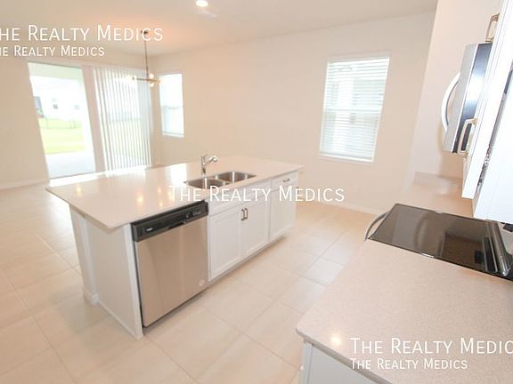 5th image of 1836 Summer Serenity Dr
