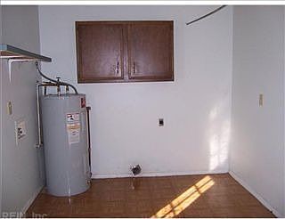 5th image of 4921 Whitewood Ln