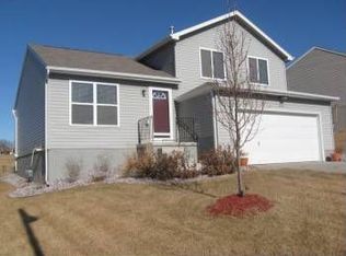 15310 Bondesson St, Bennington, NE 68007