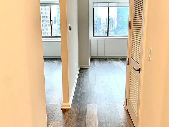 2nd image of 520 W 43rd St APT 25F
