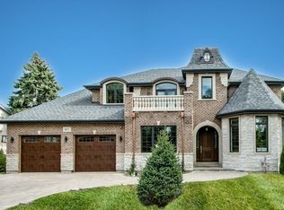 107 S Maple Ln, Prospect Heights, IL 60070