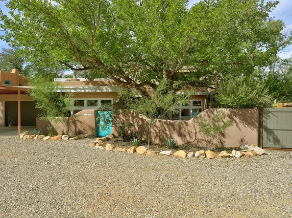 4905 Guadalupe Trl NW, Albuquerque, NM 87107