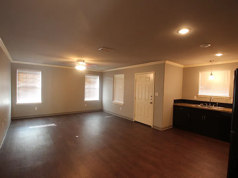 Westminster Duplexes — Photo 34