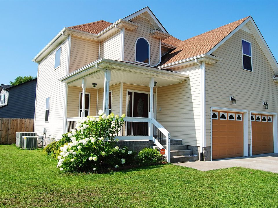 1st image of 577 Falkland Cir