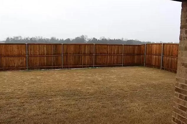 5010 Flanagan Dr — Photo 20