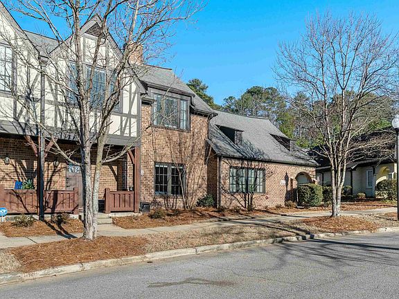 2nd image of 45182 Portobello Rd