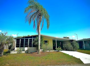 5259 Camelot Dr E, Sarasota, FL 34233