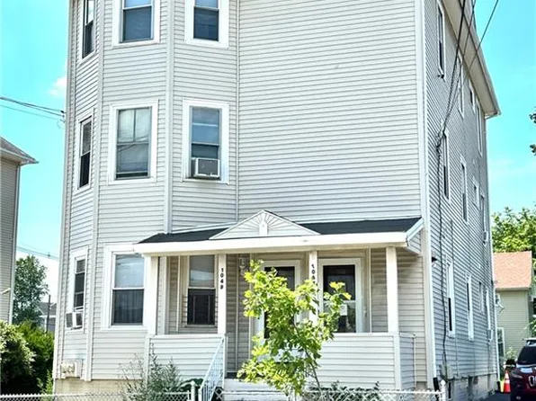 1047-1049 Eddy St, Providence, RI 02905