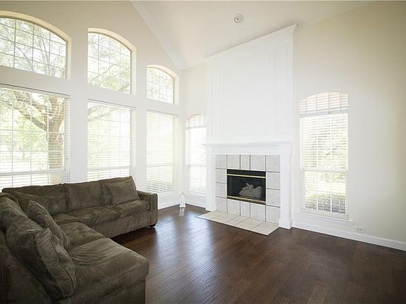 5th image of 1817 Crooked Creek Ct