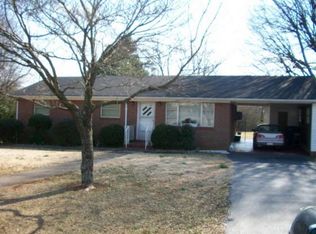 918 Emmanuel Church Rd, Conover, NC 28613