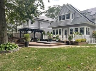 63 Wawela Park Rd, Webster, MA 01570