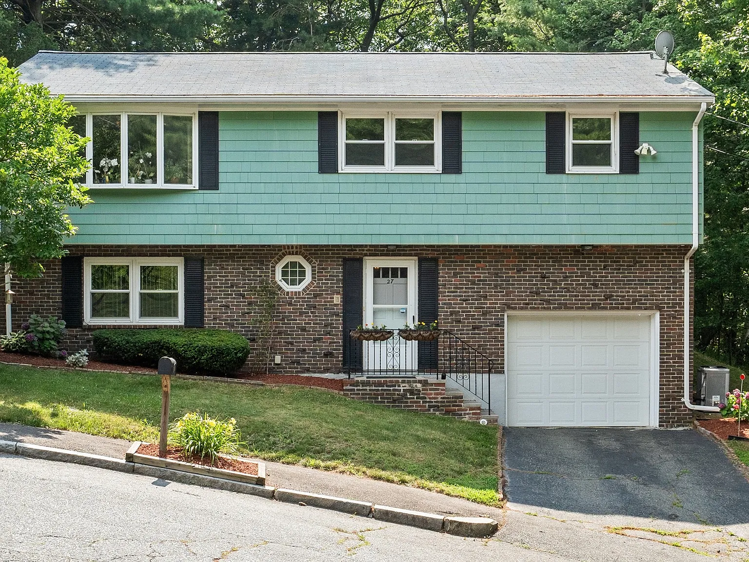 3 bed, 1636 sqft, $3,600 — Photo 4