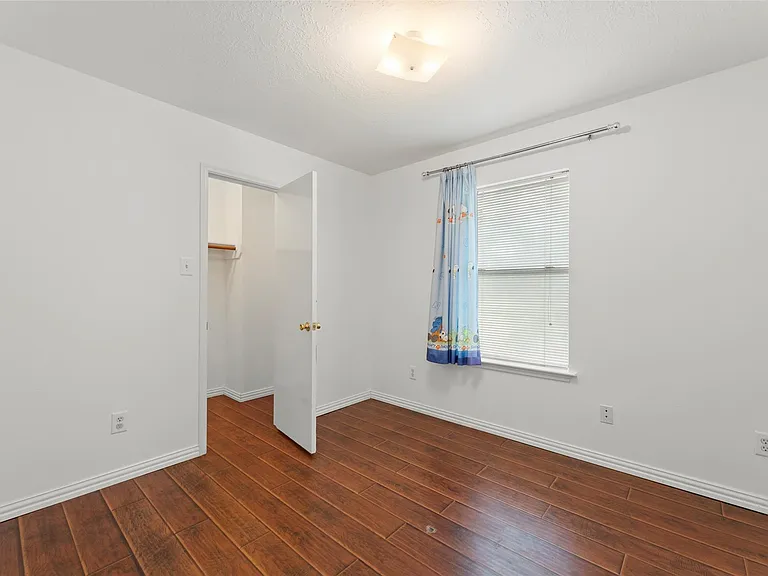 8252 Golf Green Cir — Photo 23