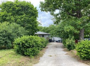 3511 Mount Dr, Knoxville, TN 37914