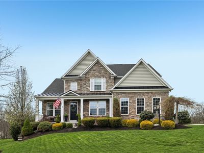 225 Gabriel Dr, Mars, PA, 16046