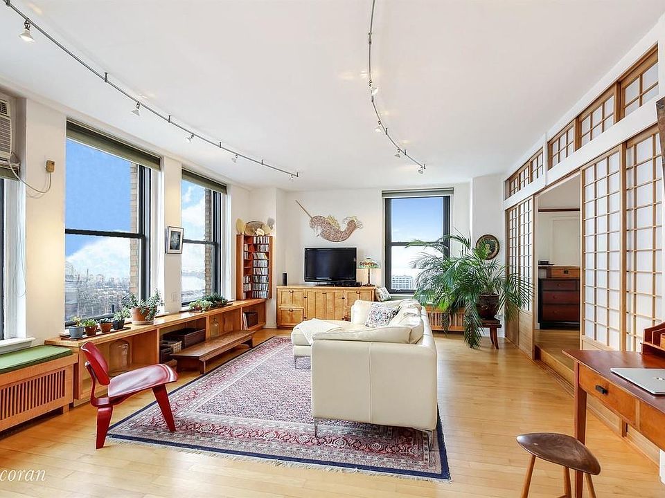 1st image of 75 Livingston St APT 20C
