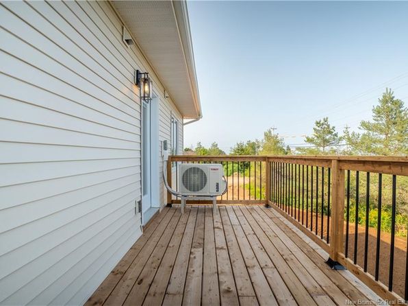 1084 Ohio Rd #11, Shediac, NB E4P 2J8