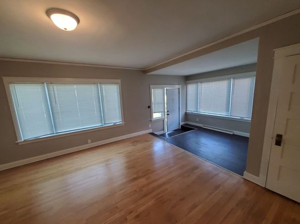 8814-8816 Hilton St